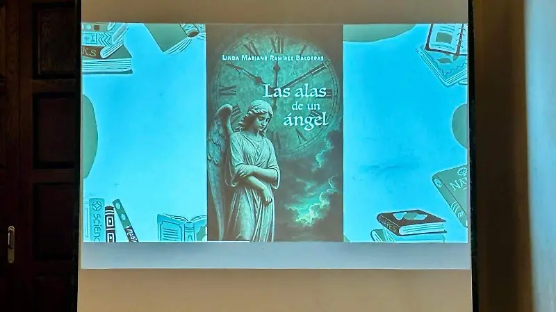 Distintas diapositivas fueron proyectadas sobre el proceso para la realización de este libro